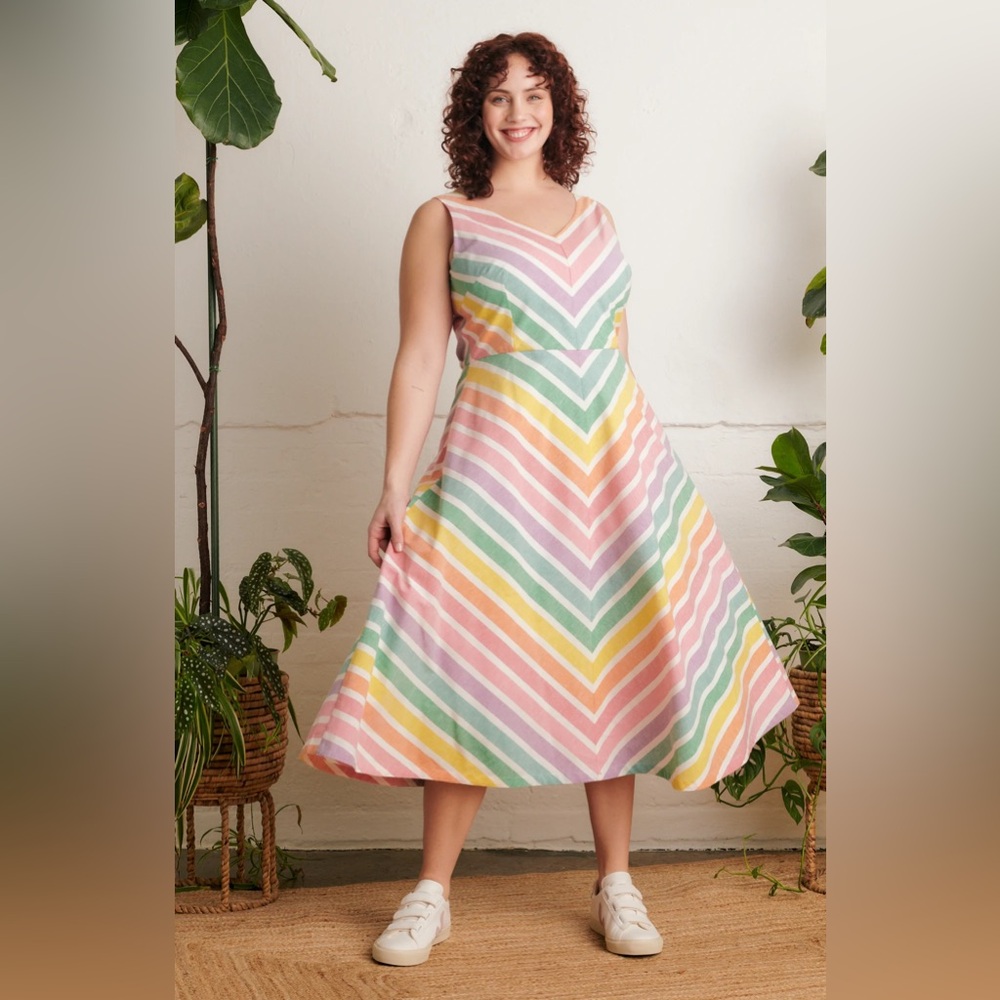 Emily & Fin Margot Dress Size 14 Over the Rainbow